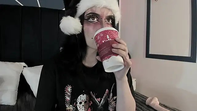 Adeelinee online show from December 24, 2024, 9:33 pm