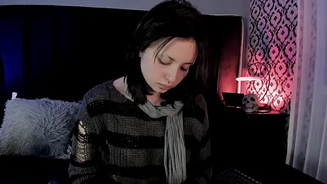 Snapshot of Adeelinee chatting on April 30, 2026, 8:26 pm Adeelinee online show from April 30, 2026, 8:26 pm