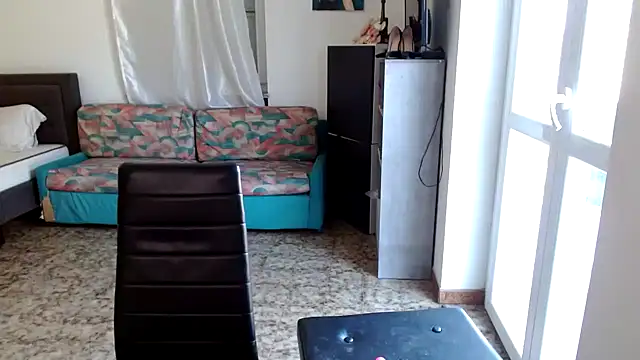 danasantoreal online show from April 1, 2026, 8:15 am