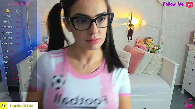 LindsayDeee online show from October 22, 2025, 4:46 am