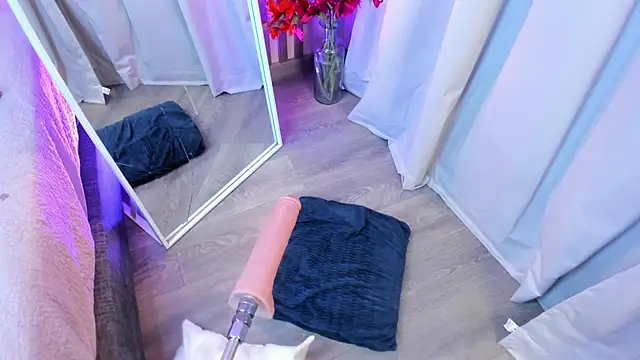 Snapshot of charloottee_1 chatting on February 24, 2025, 8:38 am charloottee 1 online show from February 24, 2025, 8:38 am