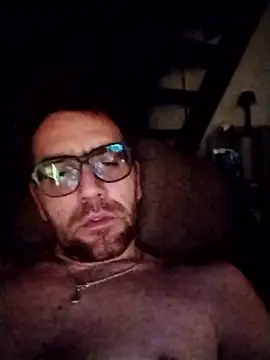 tomee83 online show from January 8, 2026, 11:29 pm