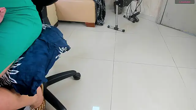 KatteMoss online show from January 25, 2025, 1:52 pm