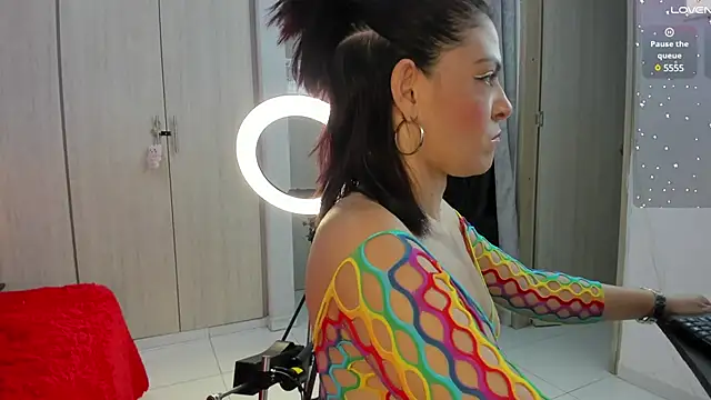 KatteMoss online show from March 8, 2025, 9:18 pm