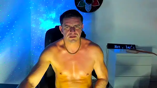 petr37pol online show from April 13, 2026, 10:59 pm