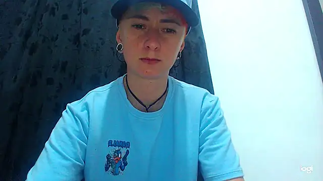 tomboyblue online show from December 6, 2024, 9:21 am