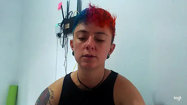 tomboyblue online show from December 20, 2024, 8:12 pm