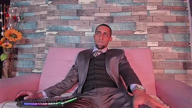 Paolo johnson online show from October 8, 2025, 11:41 am