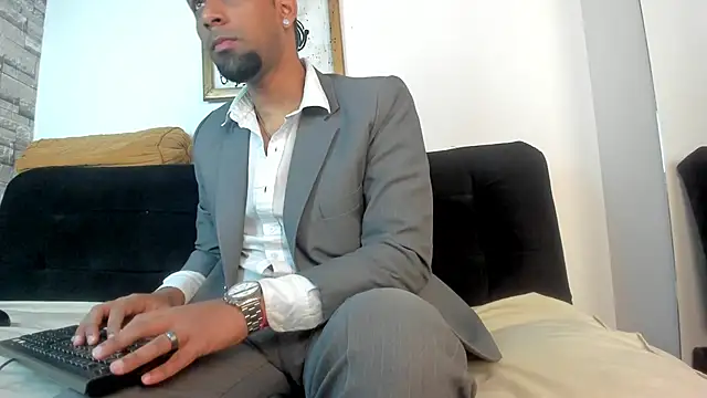 Paolo johnson online show from October 16, 2025, 11:44 am