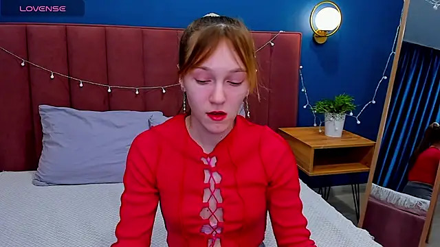 VanillaKelly online show from January 24, 2025, 5:10 am