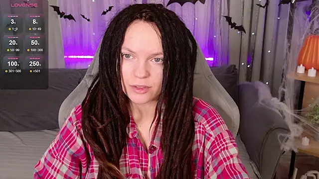 CoreyJane online show from October 21, 2025, 4:35 am