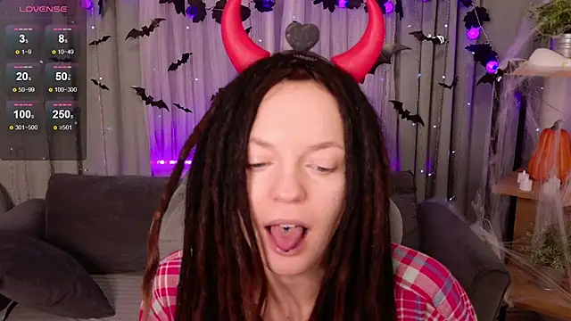 CoreyJane online show from October 29, 2025, 4:48 am