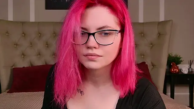 Snapshot of Lisa_Adam chatting on November 4, 2025, 6:07 pm Lisa Adam online show from November 4, 2025, 6:07 pm