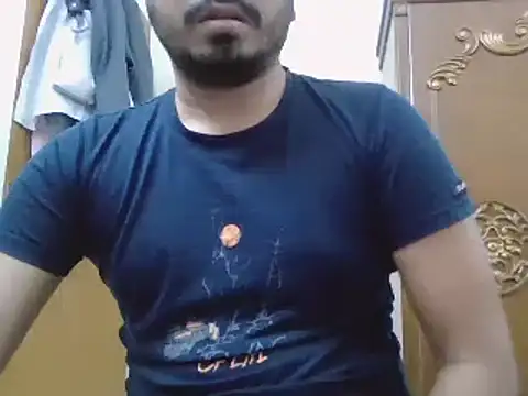 Snapshot of desiboyasif chatting on October 14, 2025, 6:52 pm desiboyasif online show from October 14, 2025, 6:52 pm