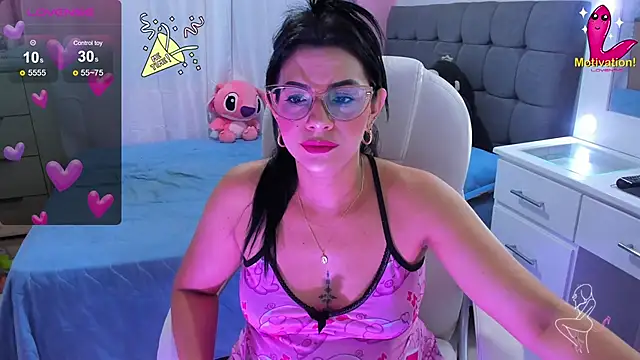 Snapshot of dahian_carter chatting on December 21, 2024, 11:55 am dahian carter online show from December 21, 2024, 11:55 am