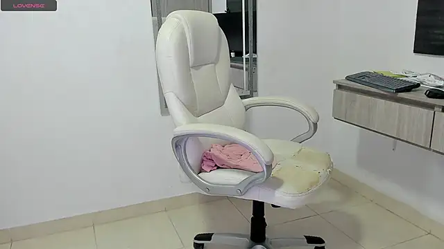 Snapshot of dahian_carter chatting on September 12, 2025, 12:49 pm dahian carter online show from September 12, 2025, 12:49 pm