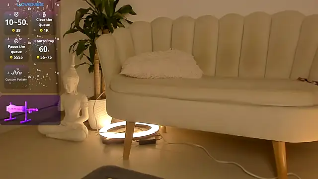 LittleSofia  online show from September 13, 2025, 3:28 am