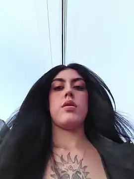 Mazikeen-- online show from November 6, 2025, 10:43 pm