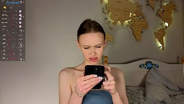 TaraSims online show from December 10, 2024, 11:19 pm