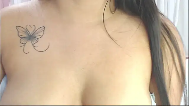 LexiiBloom online show from February 1, 2025, 1:51 pm