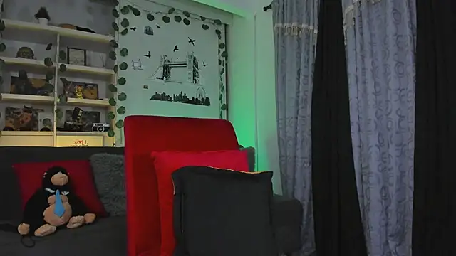 Snapshot of Couple_muscle1 chatting on November 16, 2025, 5:51 pm Couple muscle1 online show from November 16, 2025, 5:51 pm