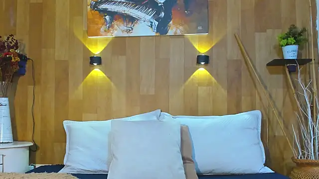 marianaa90 online show from March 28, 2026, 12:38 pm