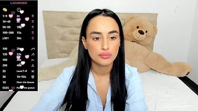 DarcieJane online show from December 14, 2024, 11:45 pm