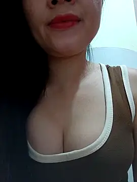 Snapshot of Lyly_sexy2k chatting on March 22, 2025, 5:09 pm Lyly sexy2k online show from March 22, 2025, 5:09 pm