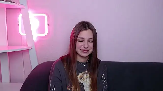 MilanaAngelAs online show from March 10, 2026, 8:47 pm