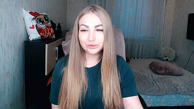  KittyBoo online show from December 14, 2025, 7:25 am