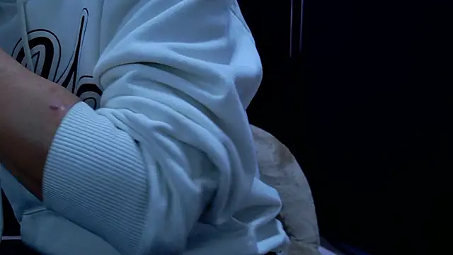 Snapshot of jyupo_bbb_ chatting on November 8, 2025, 5:40 am jyupo bbb online show from November 8, 2025, 5:40 am