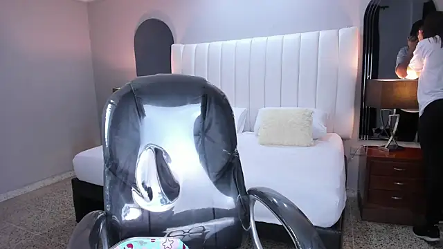 vanity sex online show from November 7, 2025, 11:43 am