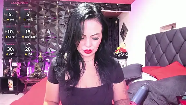 charlottemeyerr online show from September 8, 2025, 7:46 pm