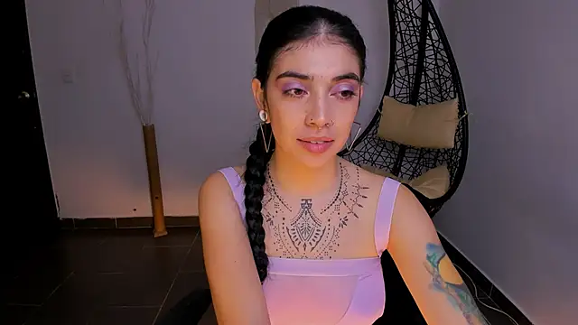 Nina-monroe online show from January 9, 2025, 12:35 am