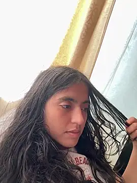 ViolettaSummer online show from March 18, 2026, 5:27 pm