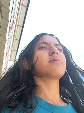 ViolettaSummer online show from April 1, 2026, 5:43 pm