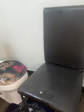 Snapshot of Papinine6 chatting on November 16, 2025, 8:31 am Papinine6 online show from November 16, 2025, 8:31 am