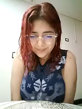 Snapshot of Rousse_Collinss chatting on February 7, 2025, 3:45 am Rousse Collinss online show from February 7, 2025, 3:45 am