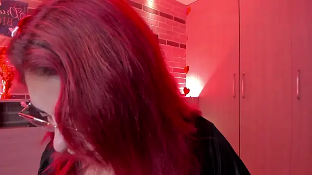 Snapshot of Rousse_Collinss chatting on February 7, 2025, 9:58 pm Rousse Collinss online show from February 7, 2025, 9:58 pm