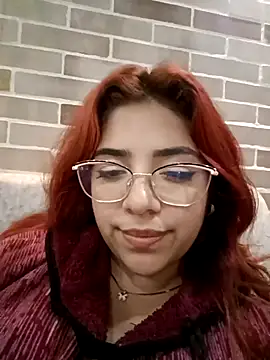 Snapshot of Rousse_Collinss chatting on February 20, 2025, 3:45 am Rousse Collinss online show from February 20, 2025, 3:45 am