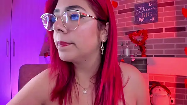 Snapshot of Rousse_Collinss chatting on March 3, 2025, 3:31 pm Rousse Collinss online show from March 3, 2025, 3:31 pm