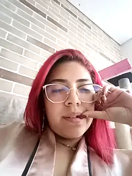 Snapshot of Rousse_Collinss chatting on March 7, 2025, 9:27 pm Rousse Collinss online show from March 7, 2025, 9:27 pm