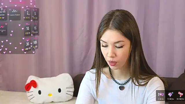 Snapshot of ellie_kramer chatting on October 26, 2025, 6:47 pm ellie kramer online show from October 26, 2025, 6:47 pm