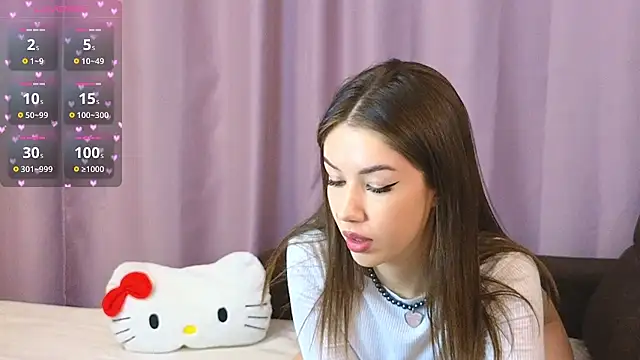 Snapshot of ellie_kramer chatting on November 9, 2025, 8:40 pm ellie kramer online show from November 9, 2025, 8:40 pm