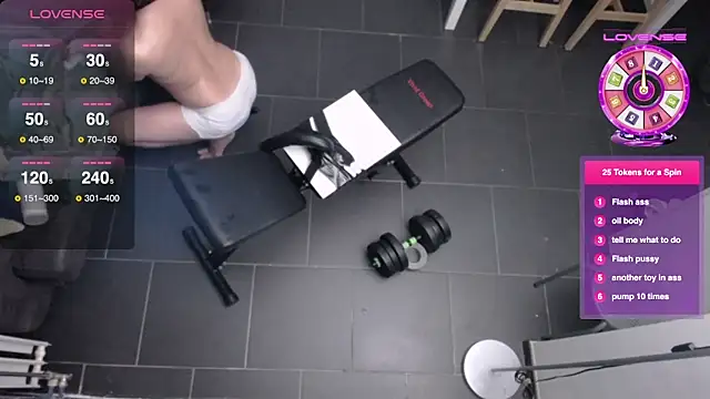 Snapshot of CodyBubbleButt chatting on December 1, 2024, 11:47 pm CodyBubbleButt online show from December 1, 2024, 11:47 pm