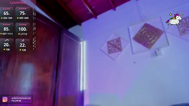 AdelineEvanss online show from December 18, 2024, 4:31 am