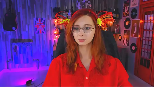 Snapshot of Orianna_Fox chatting on December 4, 2024, 3:54 pm Orianna Fox online show from December 4, 2024, 3:54 pm