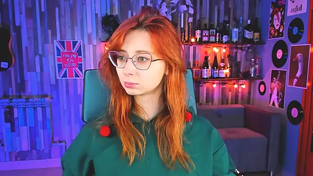 Snapshot of Orianna_Fox chatting on December 22, 2024, 9:11 am Orianna Fox online show from December 22, 2024, 9:11 am
