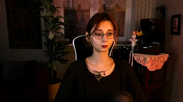 Snapshot of Orianna_Fox chatting on January 5, 2025, 3:55 pm Orianna Fox online show from January 5, 2025, 3:55 pm