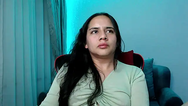 Lexyevans online show from December 2, 2024, 10:45 pm